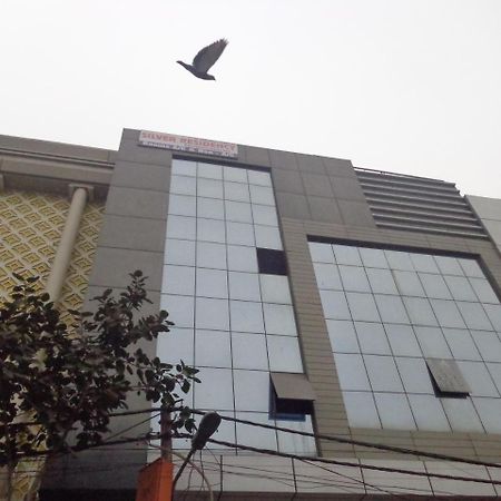 Silver Residency Hotel New Delhi Exterior photo